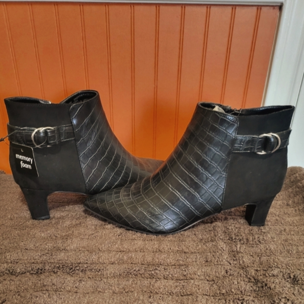 Womens Ankle Booties